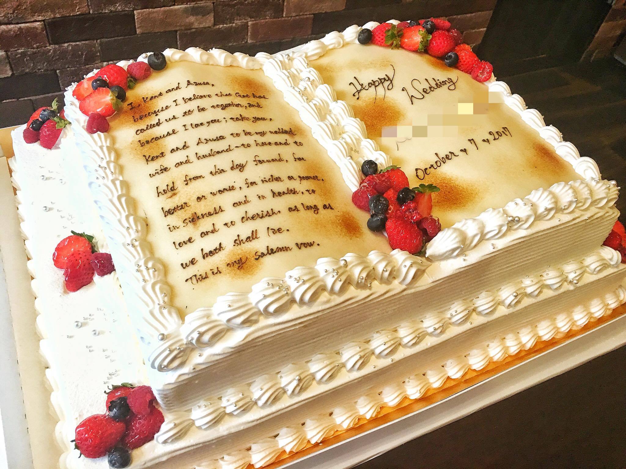 ウェディングケーキ事例 特大２段の結婚証明書ケーキに誓いを込めて Sampaguita